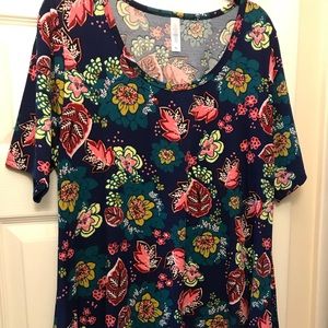 Lularoe Perfect Tee, XL